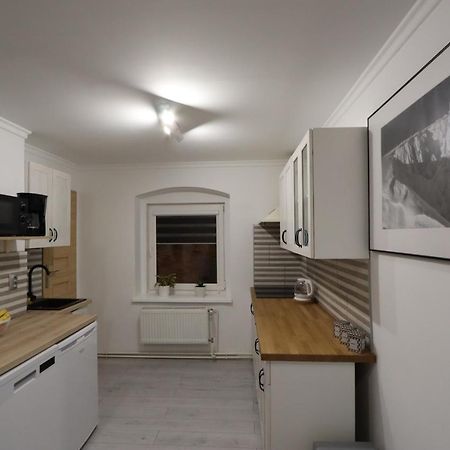 Apartament Przy Skwerku Daire Szklarska Poreba Dış mekan fotoğraf